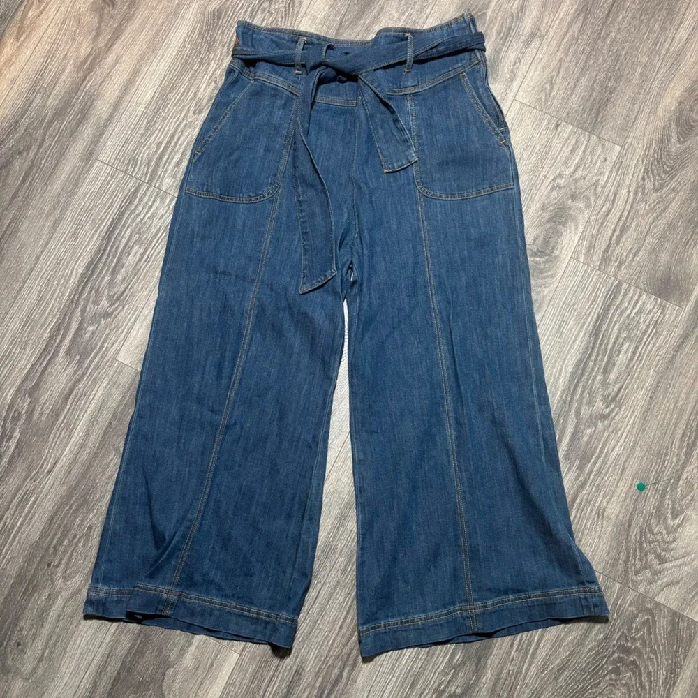 Anthropologie Pilcro High Rise Wide Leg Cropped Belted Jeans Blue Denim size 32